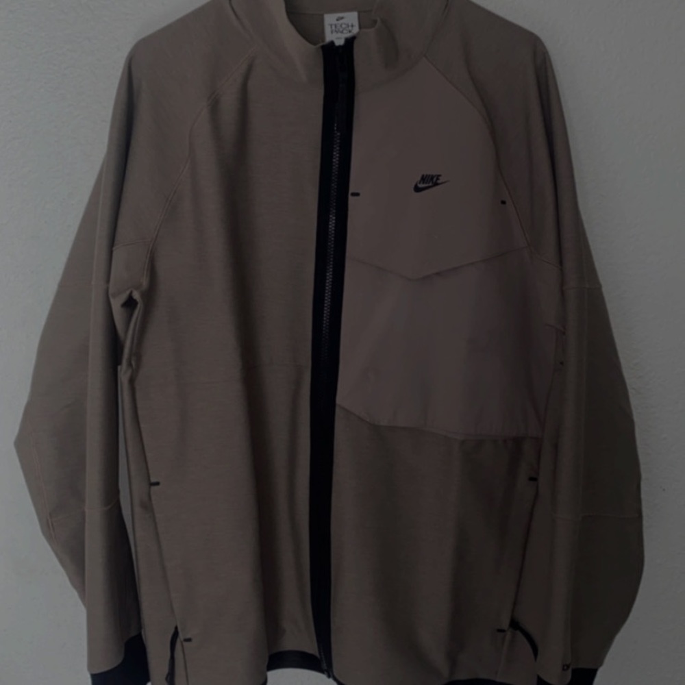 Nike Tech zip up